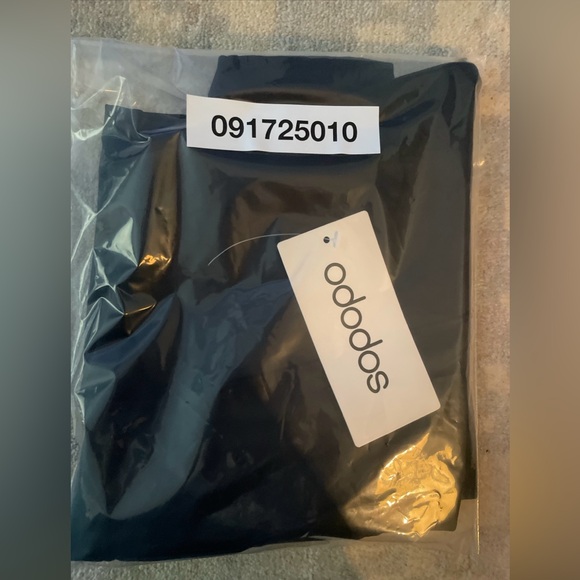 Ododos Women's X-SMALL High Waist Black Bikers Shorts Zipper Media Pocket NWT - Picture 8 of 8